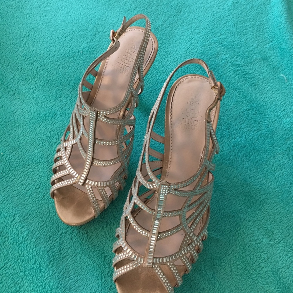 Vince Camuto platform 4" heels