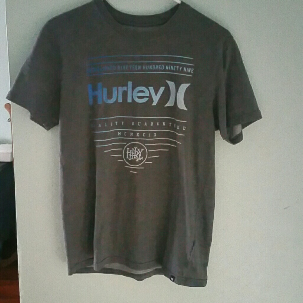Hurley shirt men's size medium