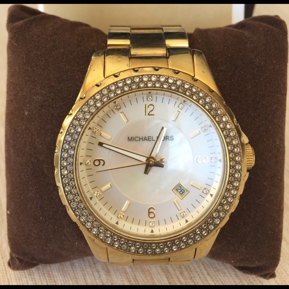Michael Kors pearl faced watch - Picture 5 of 8