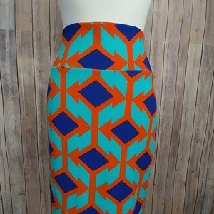 LuLaRoe Cassie pencil skirt! Size L