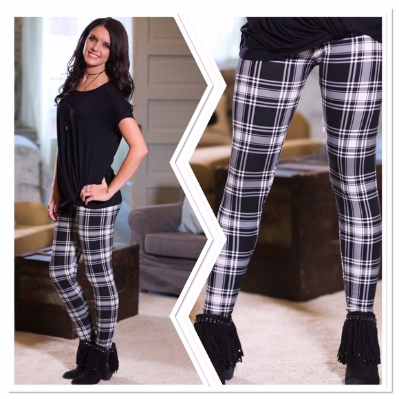 LAST ONE!! Plaid knit leggings OS - Picture 3 of 4