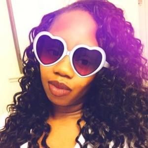 Meet your Posher, Lacey