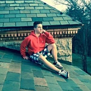 Meet your Posher, Sam