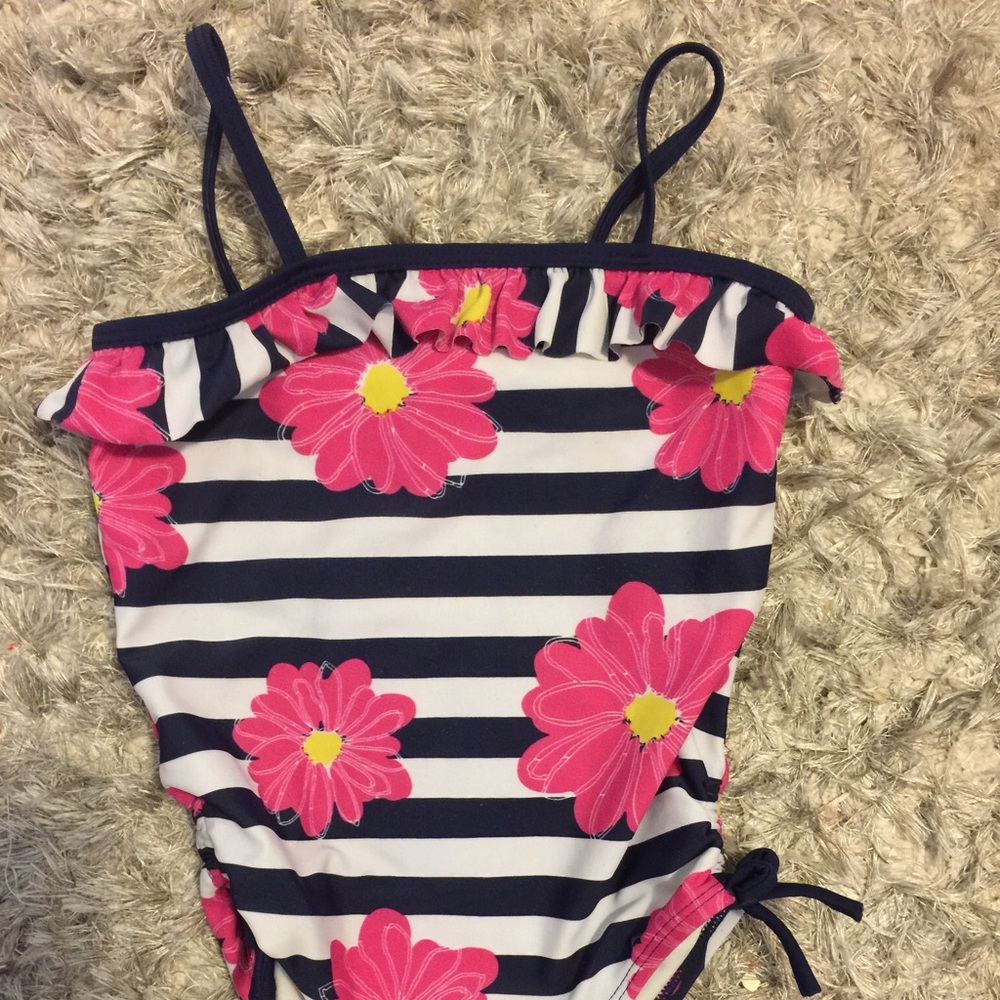 Kids Gap swimsuit