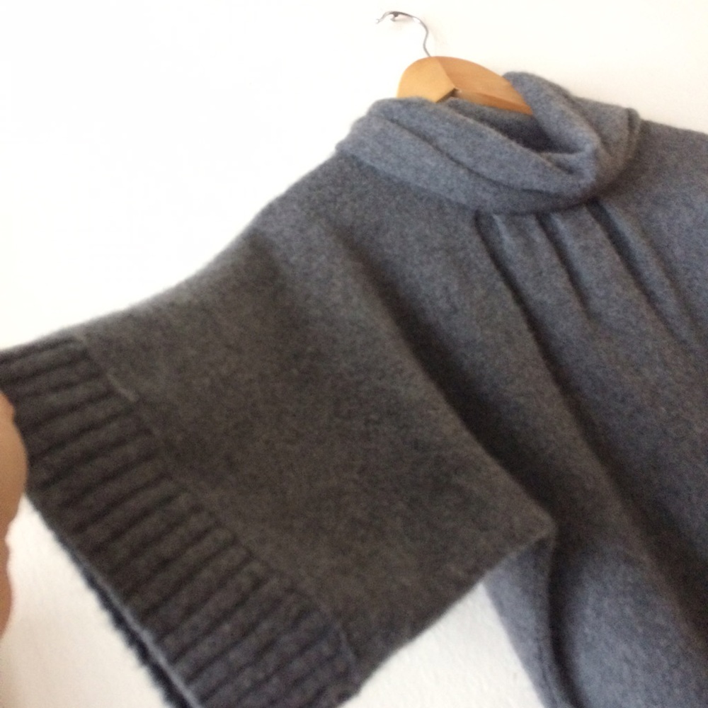 Bebe Cashmere Sweater - Picture 2 of 4