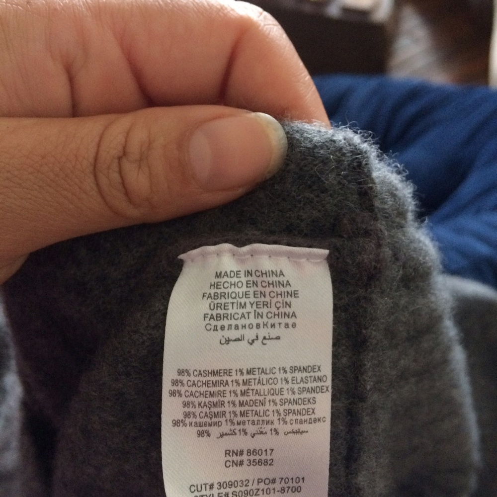 Bebe Cashmere Sweater - Picture 4 of 4
