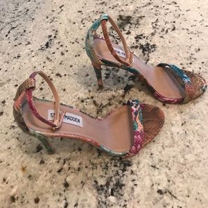 Steve Madden floral sandal
