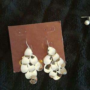Premier Designs silver dangle earrings
