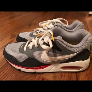 Nike Livestrong Air Max Size 8