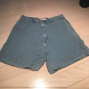 Indigo High-Waisted Cargo Short Size 32