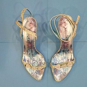 Strappy VIGOTTI heels