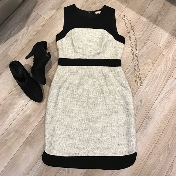 Banana Republic Dresses & Skirts - Banana Republic | Tweed Woven Cream & Black Dress