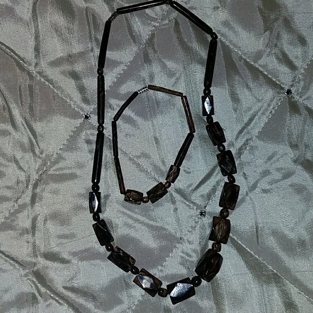 Handcrafted original bamboo necklace and bracelet