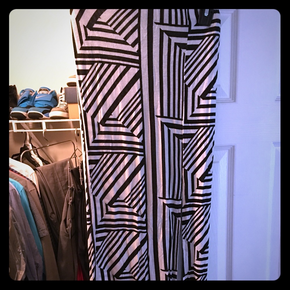 Maxi skirt with pattern