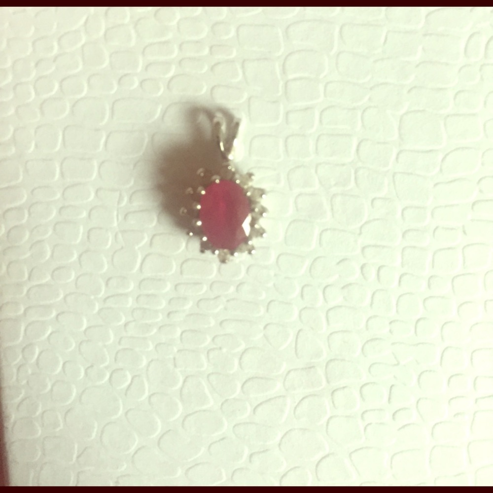 14 KT WHITE GOLD, RUBY AND DIAMOND