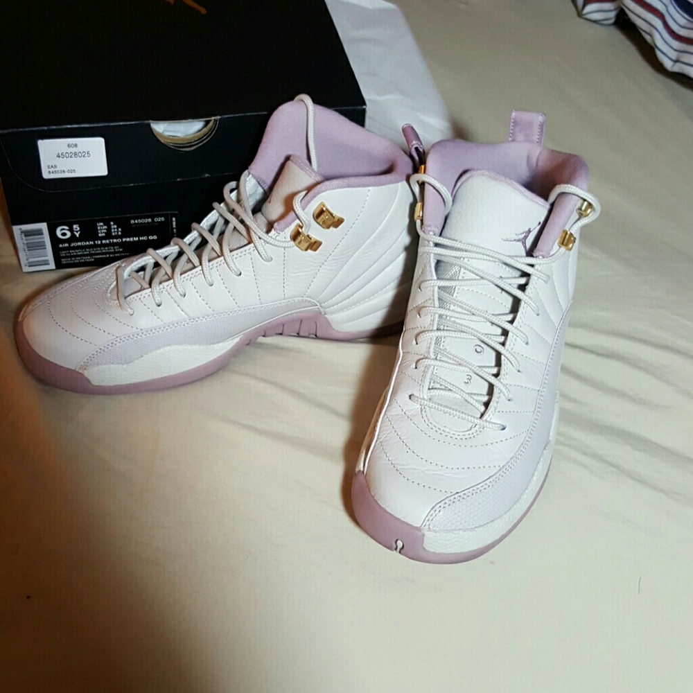 Air Jordan Retro 12's