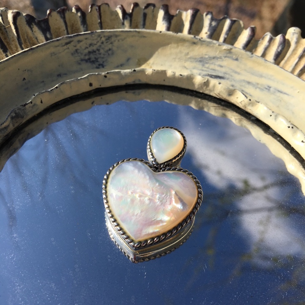 Mother of Pearl Pendent