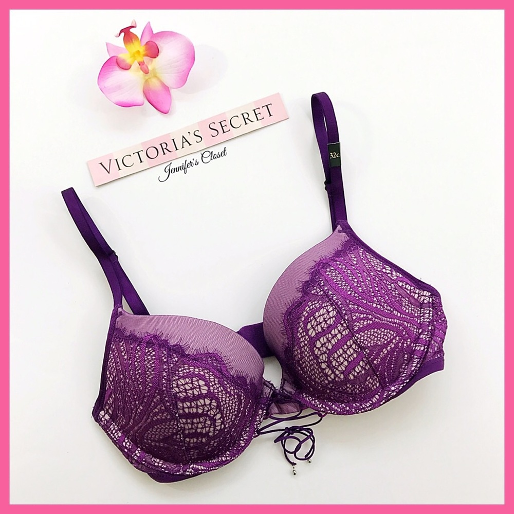 •Victoria’s Secret• Very sexy push-up bra