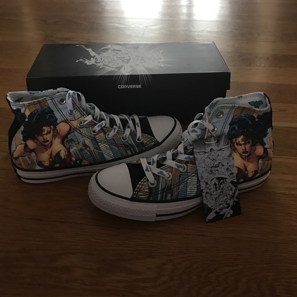 Limited Wonder Woman converse FINAL PRICE‼️