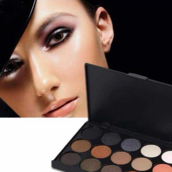 New 20pcs Brushes And Eyeshadow Palette - Picture 2 of 3