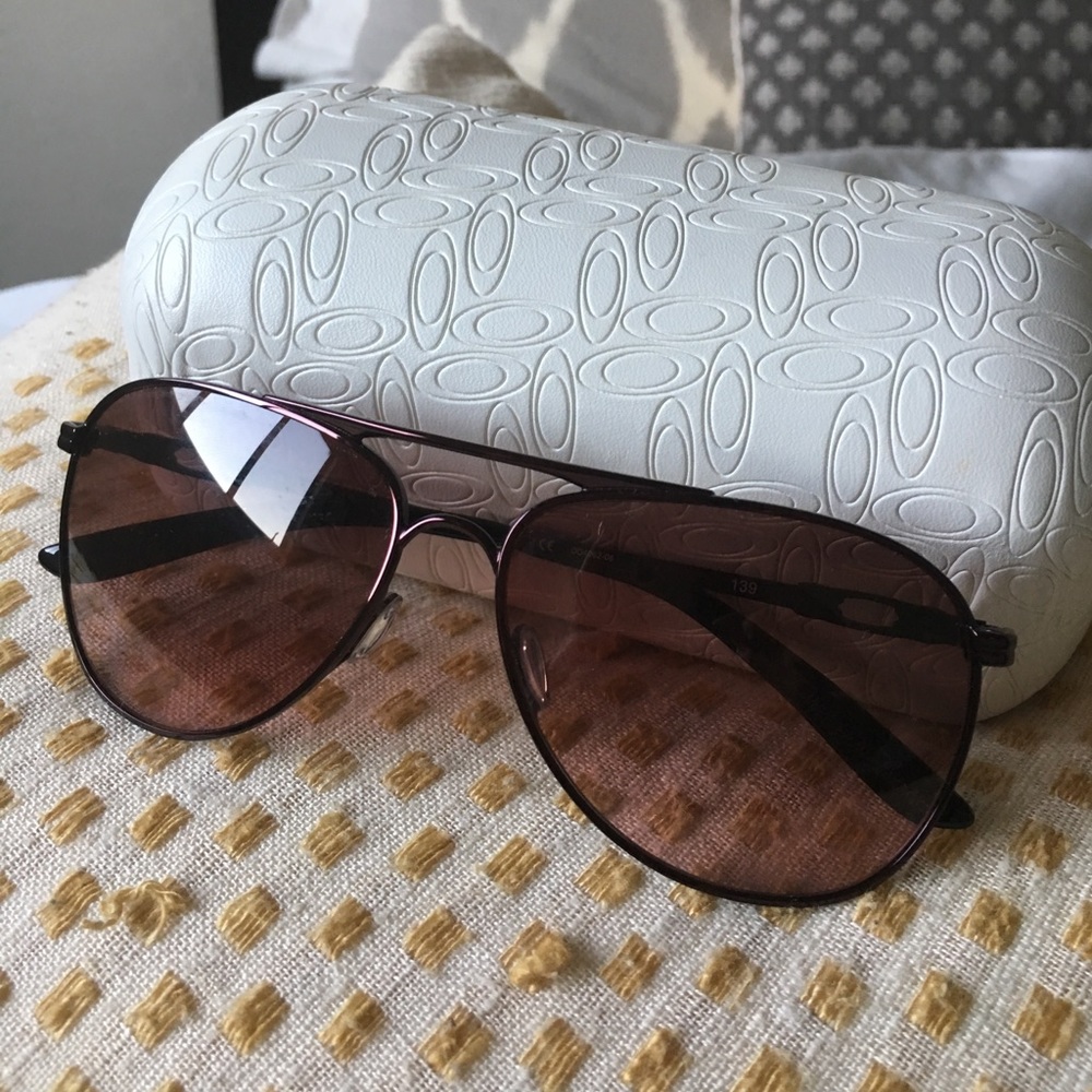 Oakley Women's Authentic Polarized