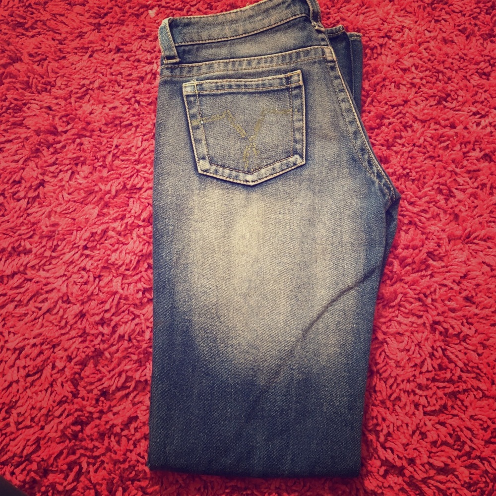 Cute destructed jeans