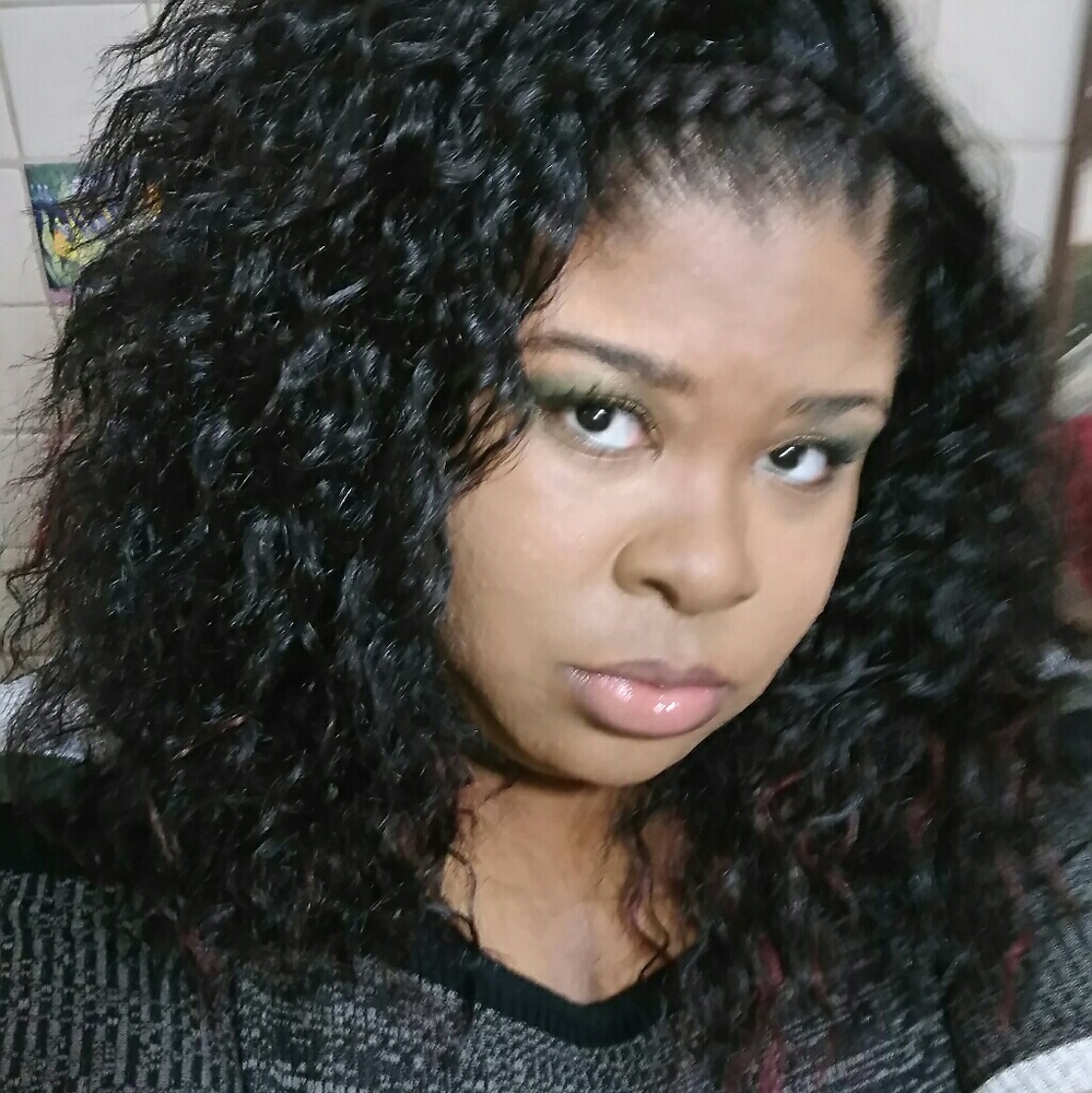 Meet your Posher, Jasmine