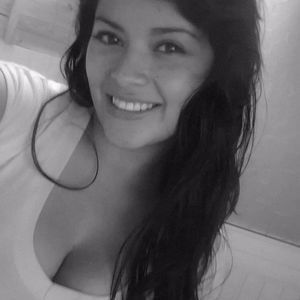 Meet your Posher, Mia