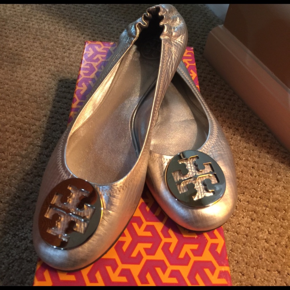 Tory Burch Silver Metallic Ballet Flat