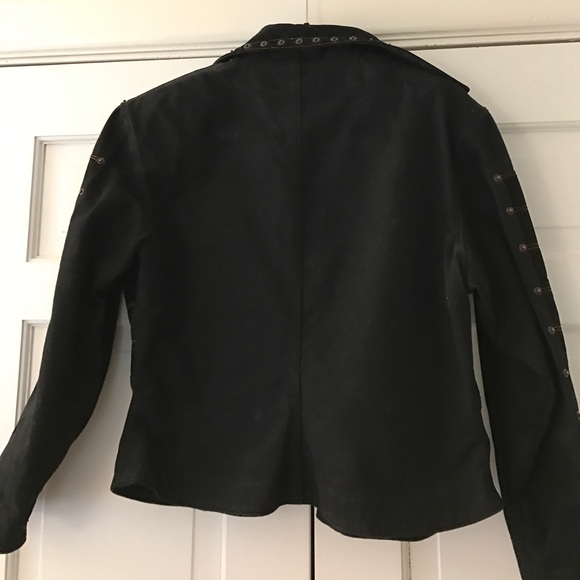 Like New Cache' 100%cotton but has weight to it. - Picture 2 of 4