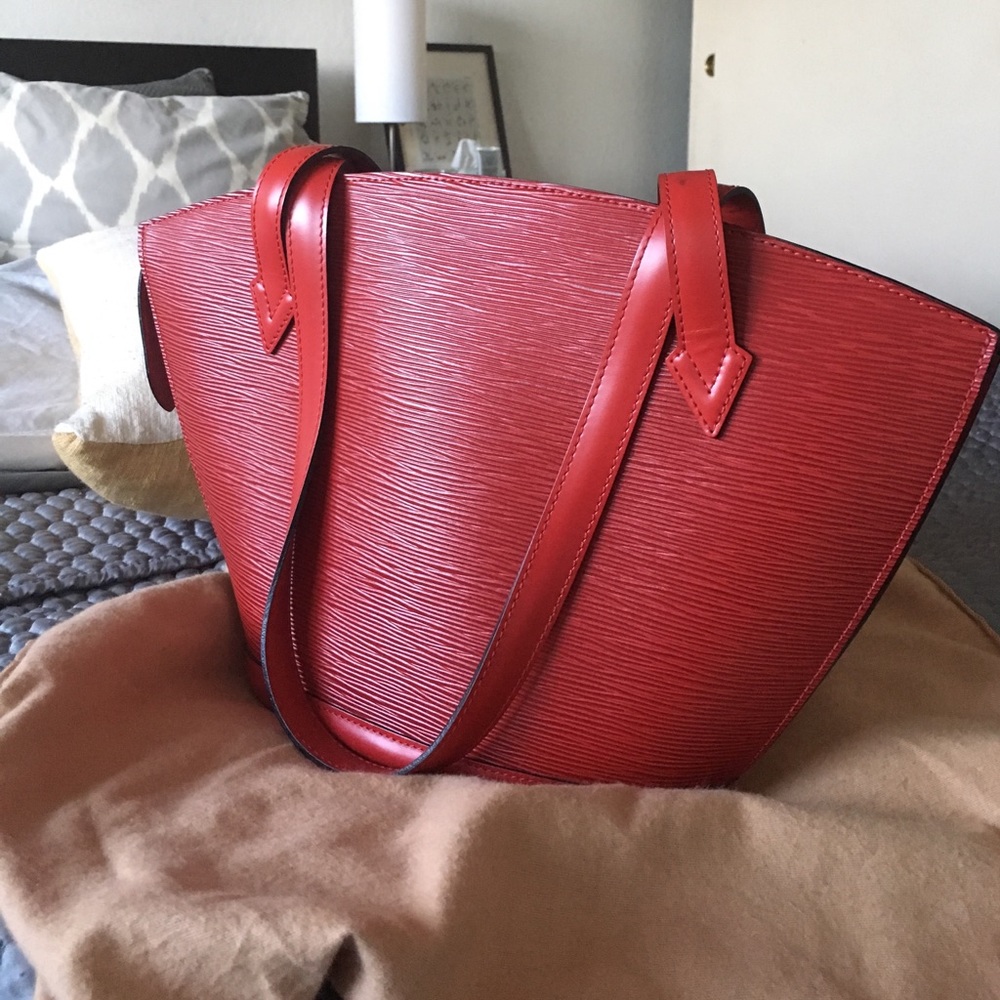 💯 Authentic Louis Vuitton St. Jacques PM Epi