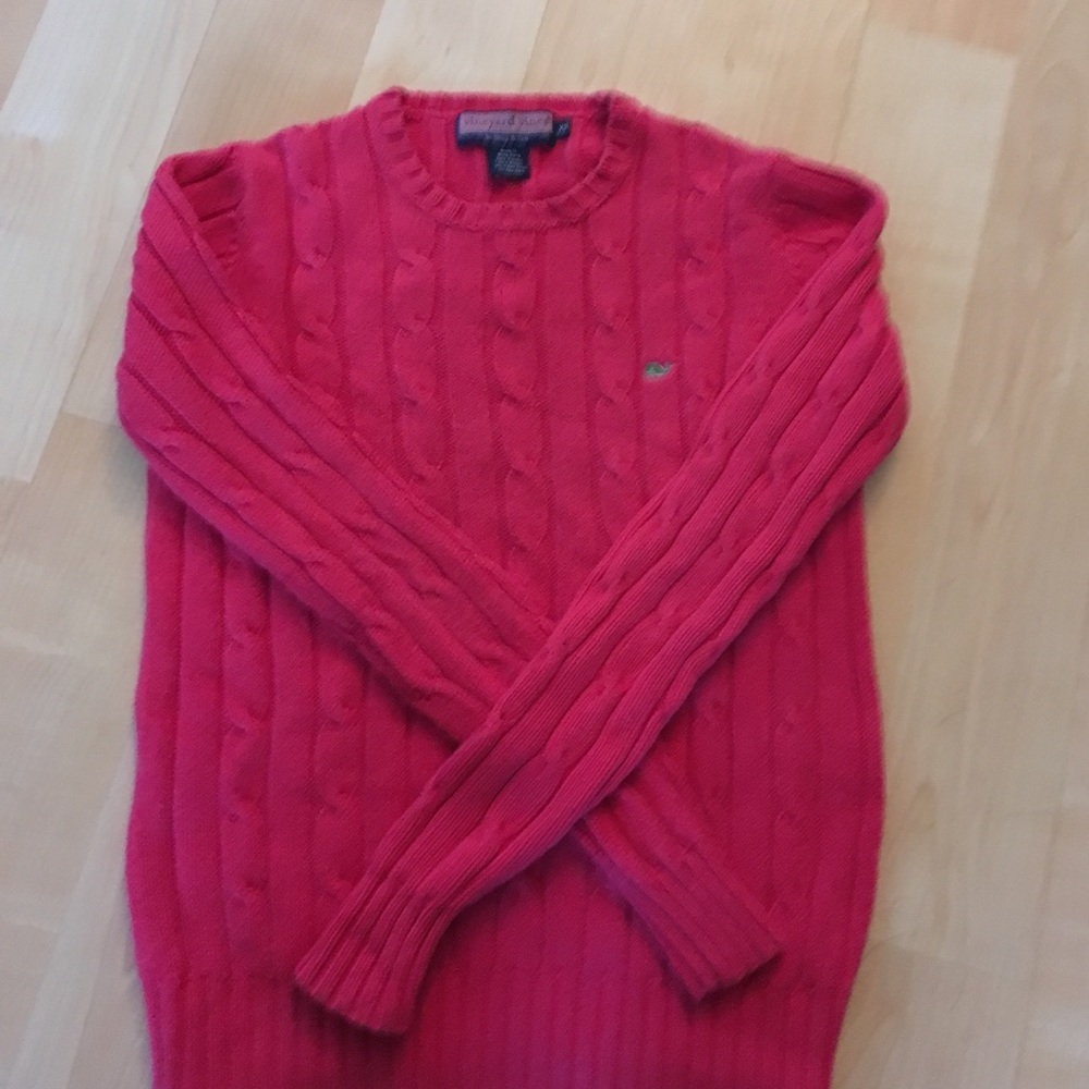 Vineyard vine sweater