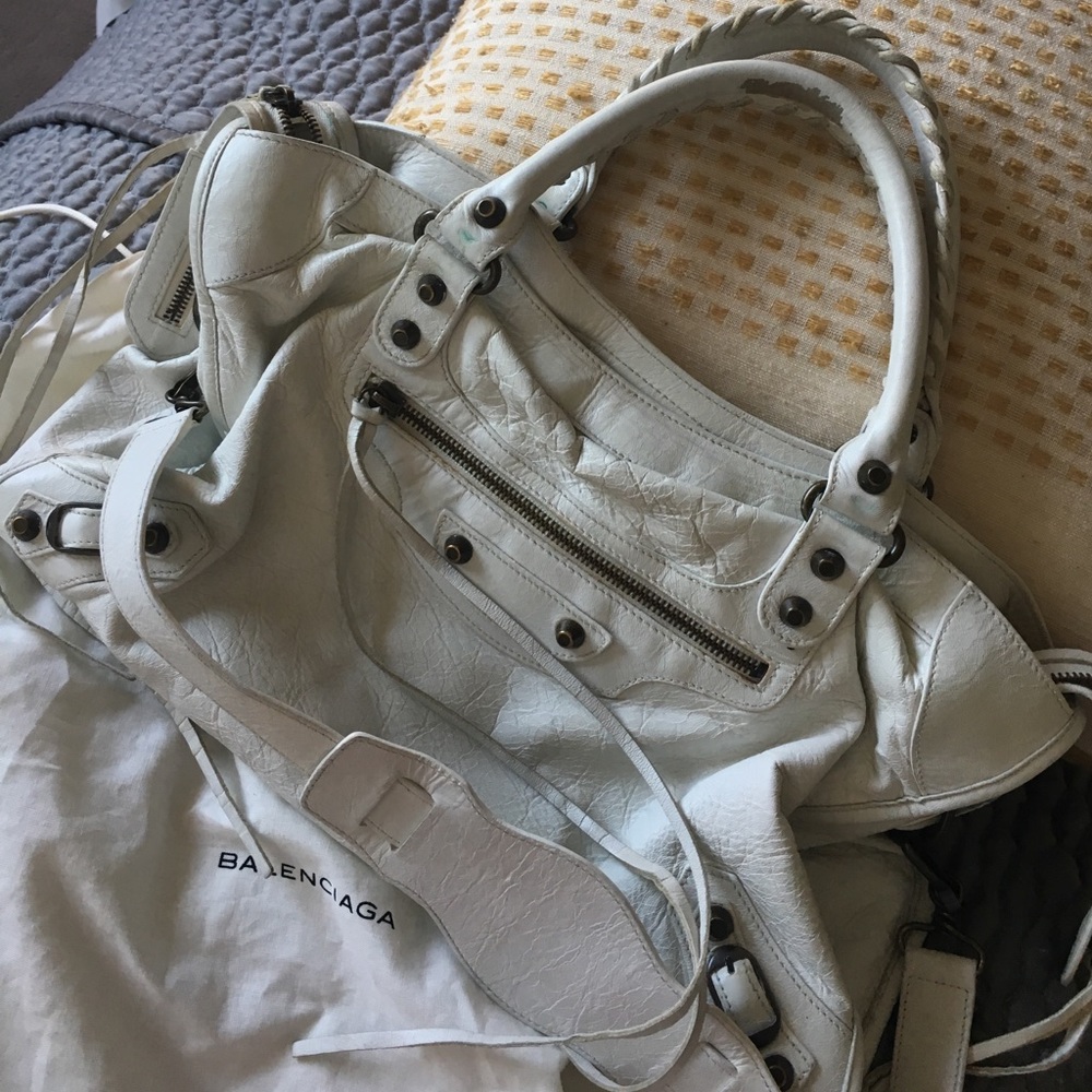 💯 Authentic Balenciaga Classic City Handbag
