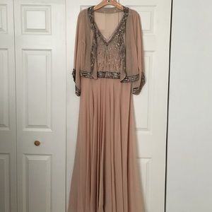 Beautiful floor length Jkara dress