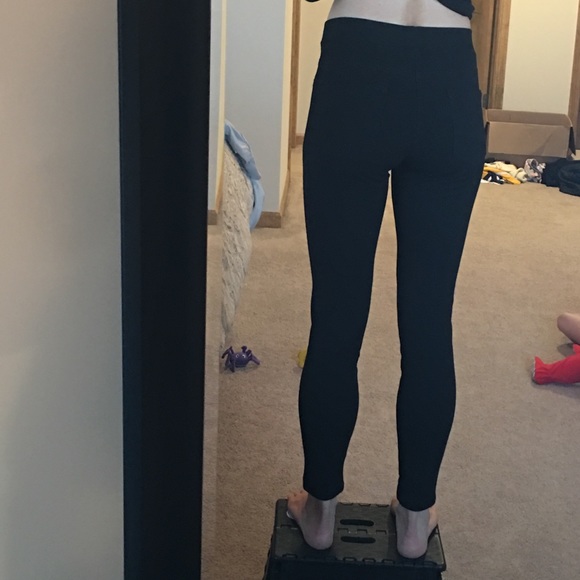 Red 23 leggings with snack print panelling - Picture 3 of 4