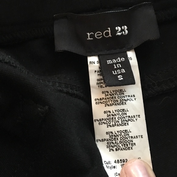 Red 23 leggings with snack print panelling - Picture 4 of 4