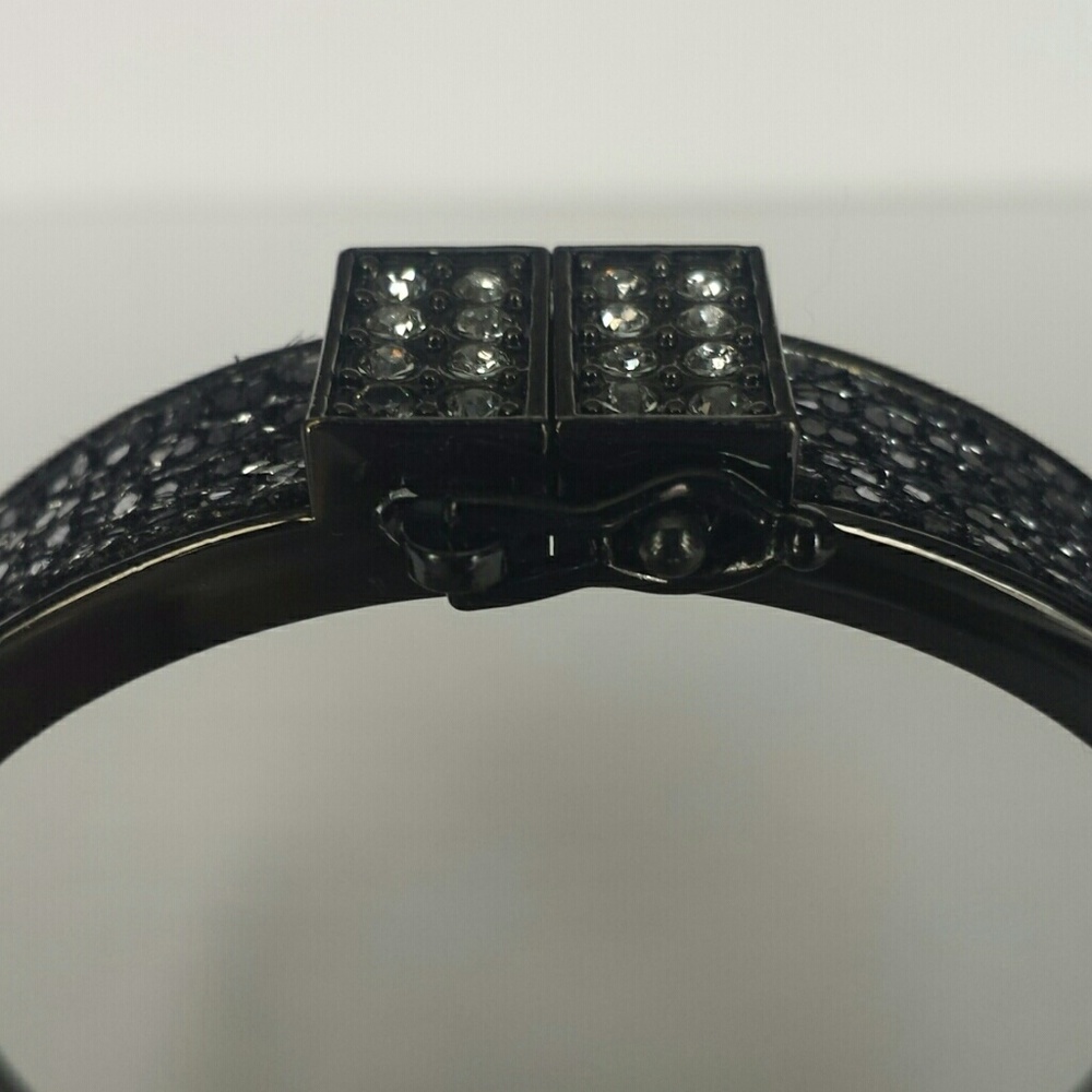 Ann Taylor Bracelet - Picture 3 of 4