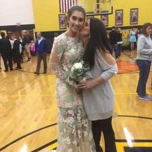 Meet your Posher, Stacy