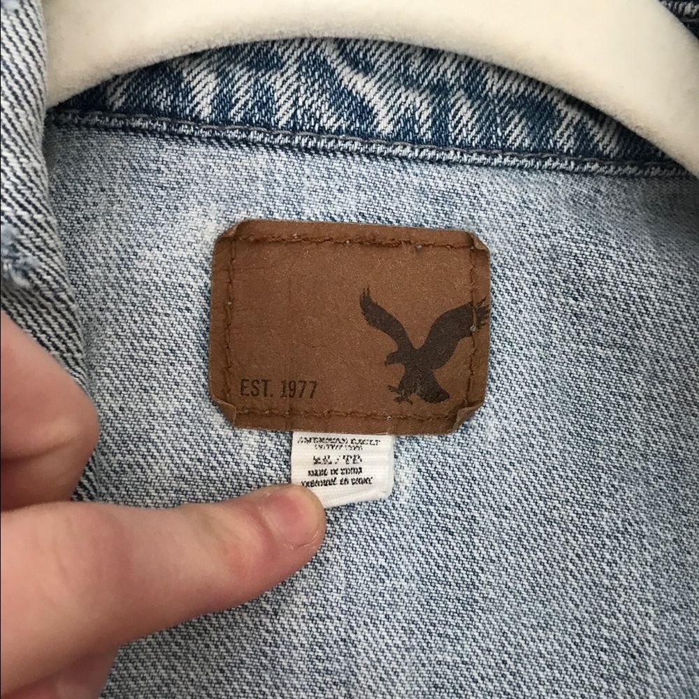 American Eagle Ripped Denim Jacket - Picture 3 of 3