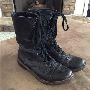 Women's Size 10 Nine West Black Boots