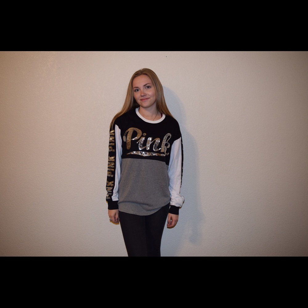 🌸 PINK By Victoria Secret long sleeve t-shirt🌸