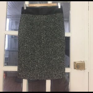 Ann Taylor Tweed/leather skirt
