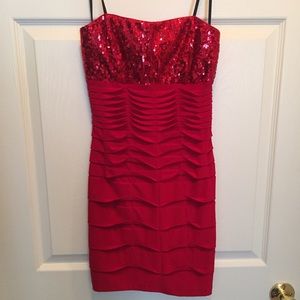 Red bodycon dress