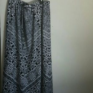Maxi skirt new
