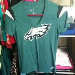 Nike -eagles tshirt