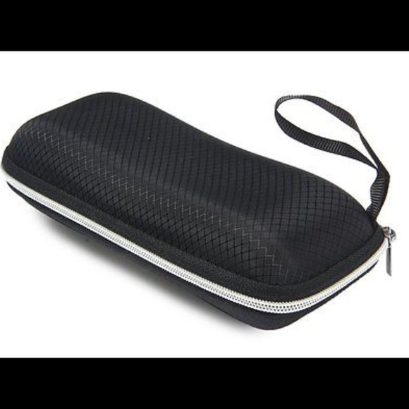 Last one Authentic Calvin Klein Sunglasses - Picture 2 of 3