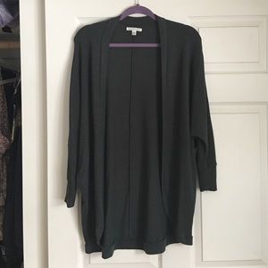 American Eagle AE hunter green shawl sweater shrug