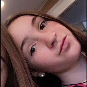 Meet your Posher, Lizzie
