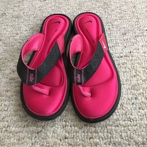 Nike flip flops