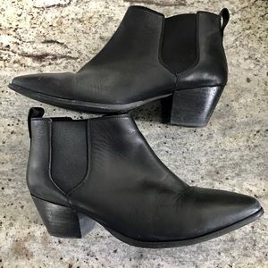 H&M Size 39 (8.5/9 US size) genuine leather boots